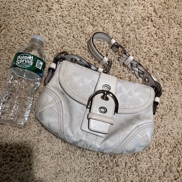 💯 Authentic Coach Purse - Picture 3 of 6
